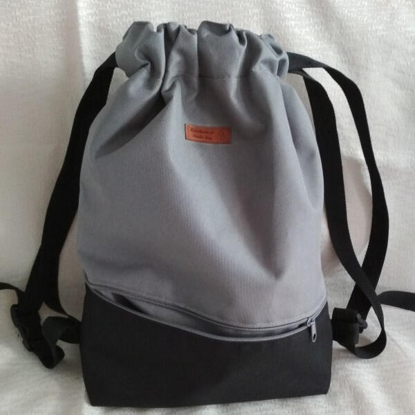workoplecak-szary